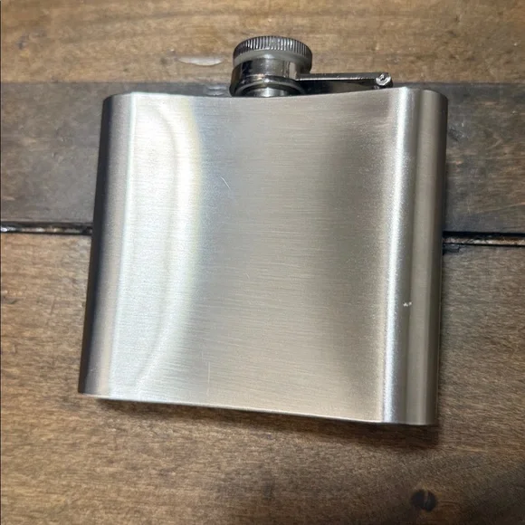 Lana Del Rey Born to Die album, featuring a gold serpent emblem. - Picture 5 of 5